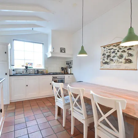 Modern Holiday In With Private Garden